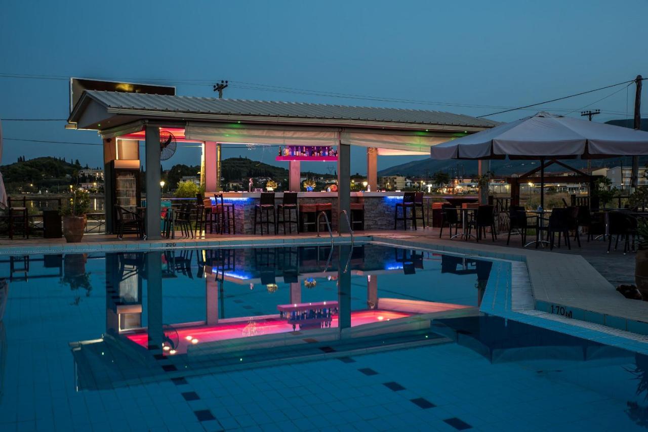 Aphrodite Studios & Suites - 140M From The Beach, By Zantewize Alykes  Exterior foto