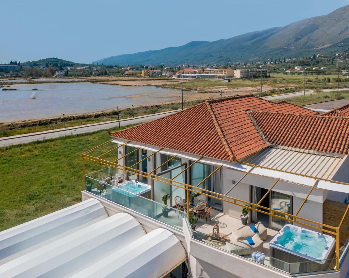 Aphrodite Studios & Suites - 140M From The Beach, By Zantewize Alykes  Exterior foto