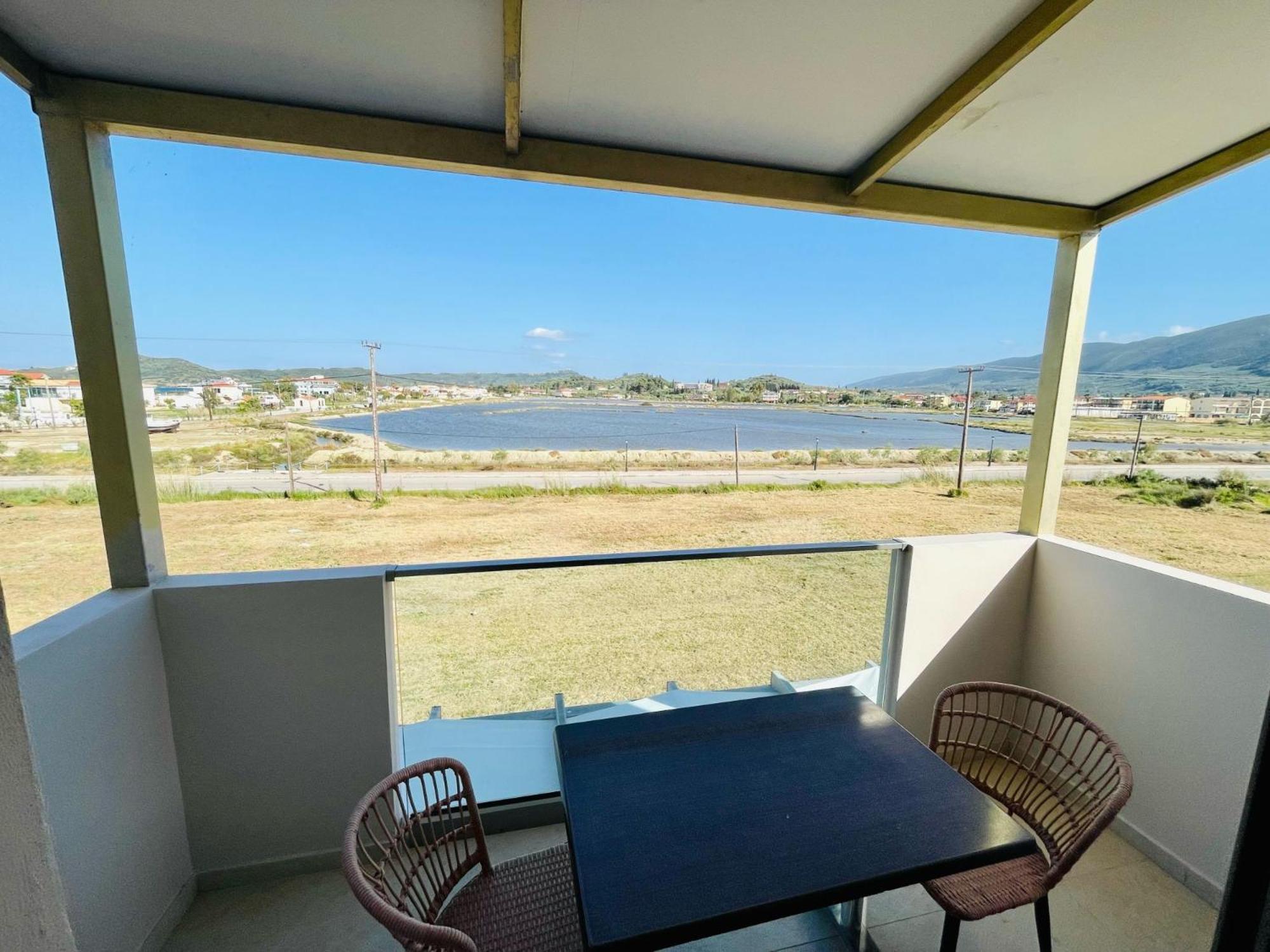 Aphrodite Studios & Suites - 140M From The Beach, By Zantewize Alykes  Exterior foto