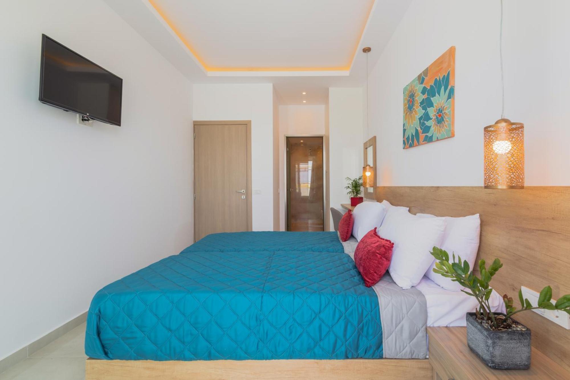 Aphrodite Studios & Suites - 140M From The Beach, By Zantewize Alykes  Zimmer foto