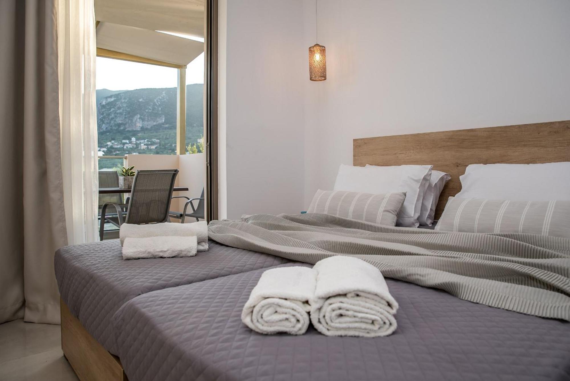 Aphrodite Studios & Suites - 140M From The Beach, By Zantewize Alykes  Zimmer foto